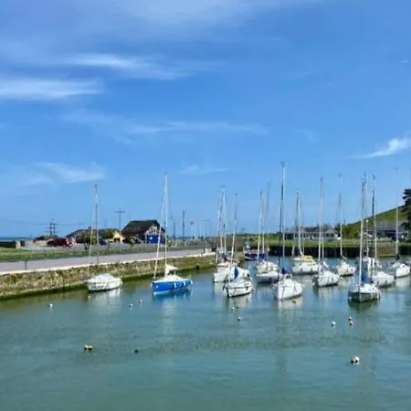 Country Break Away Holiday home Gorey